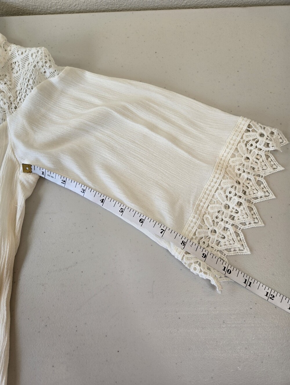 NWT Moral Fiber Boho Ivory Lace Crochet Open Front Top Layering Size Medium - Picture 8 of 13